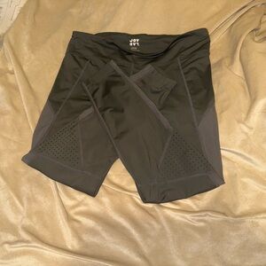 JOYLAB CUT OUT DETAIL LEGGINGS